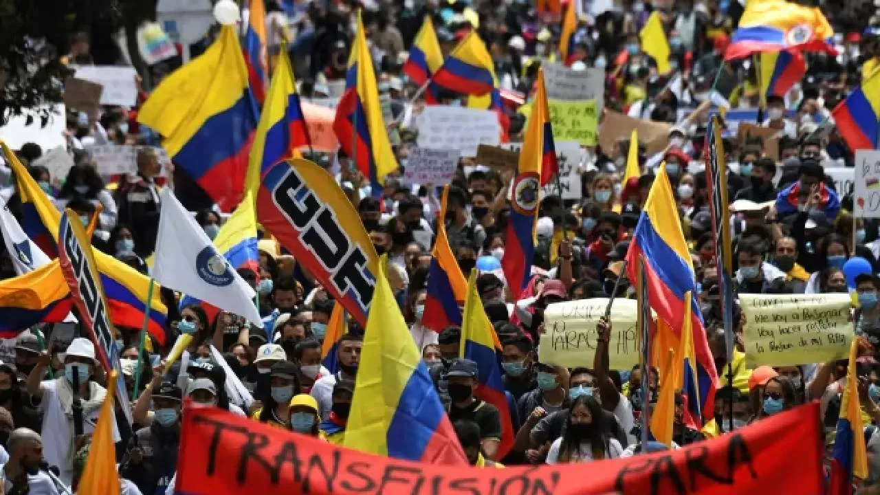 After raids in Colombia, protesters take 80 police, oil workers hostage