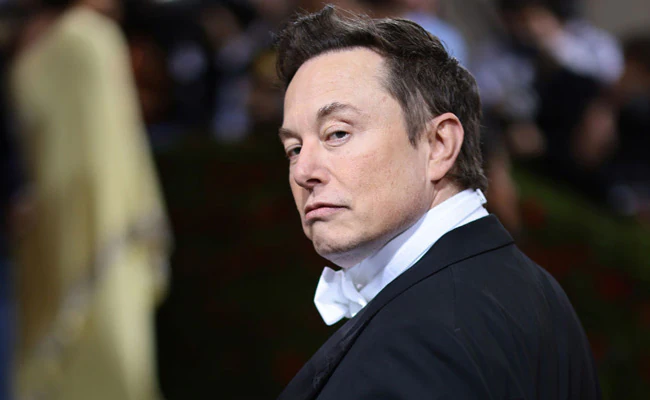 Elon Musk Responds After Canadian Broadcaster 'Pauses' Twitter Activity